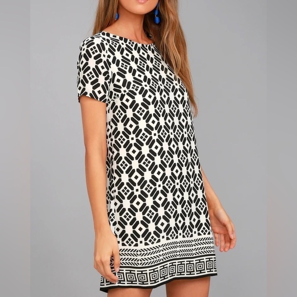 Lulus Piazza Black and White Print Shift Dress size S - Picture 4 of 8